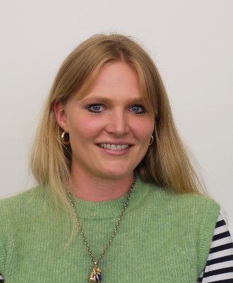 Headshot of Lucy Eversfield